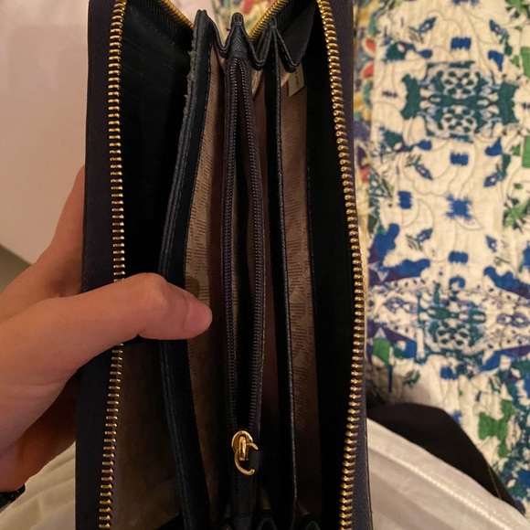 Wallet - Picture 5 of 5